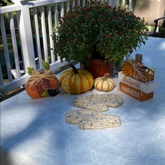 Acrylic/wool blend mittens for women /teens - Picture 8 of 8